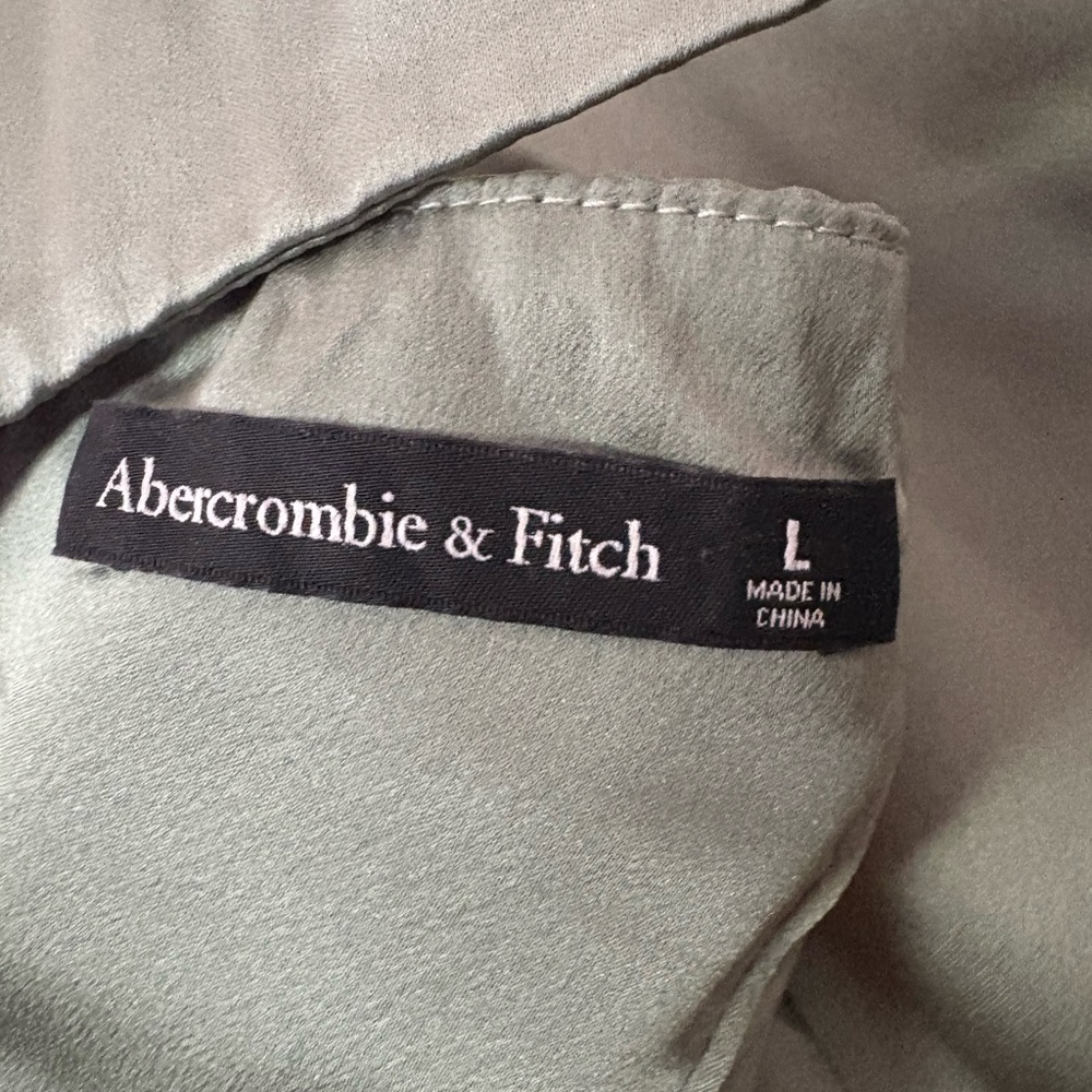 Abercrombie & Fitch Sage Green Pleated Maxi Dress - Picture 8 of 8
